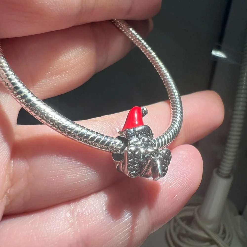 Seated Santa Charm